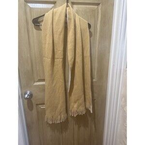 NWT Isaac Mizrahi Soft yellow & cream double sided brushed scarf